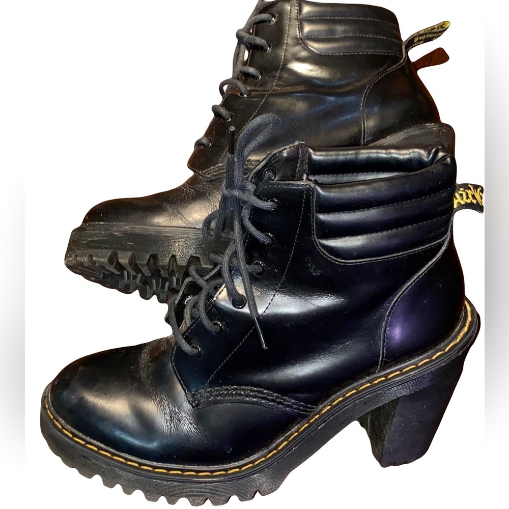 DR MARTENS PERSEPHONE HEELED COMBAT BOOT, size 8